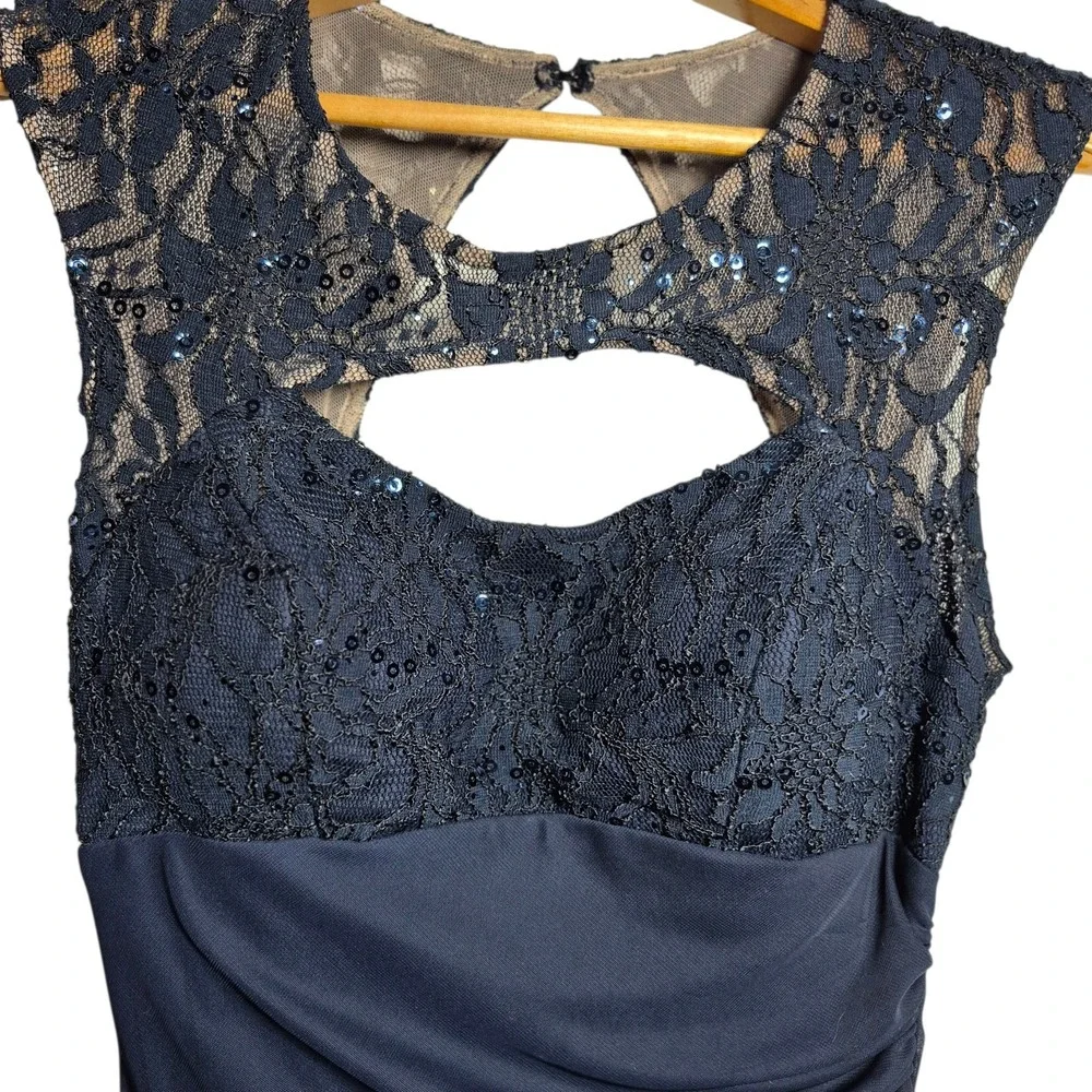 Navy Blue Formal Betsy & Adam Dress Size 6 Lace Sequin‎ Cutout Ruched Gown
